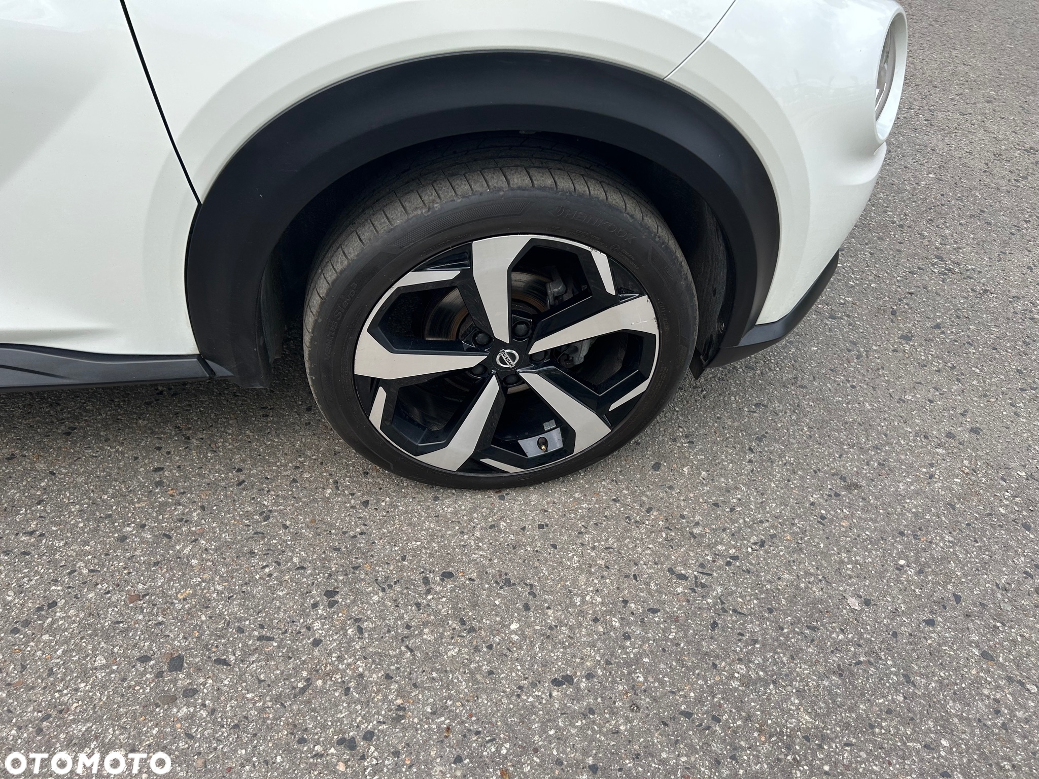 Nissan Juke 1.0 DIG-T N-Connecta DCT - 30