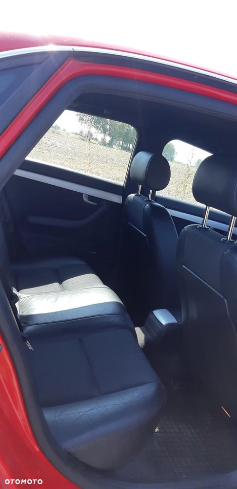 Audi A4 Limousine - 9