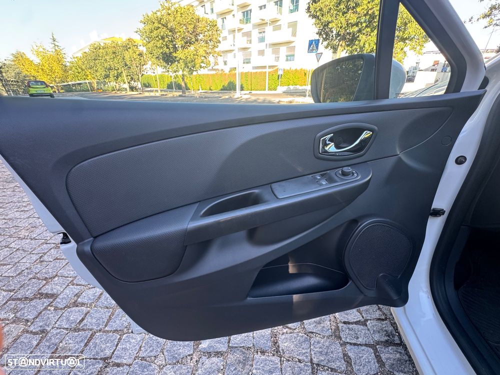 Renault Clio Sport Tourer 1.5 dCi Confort - 20