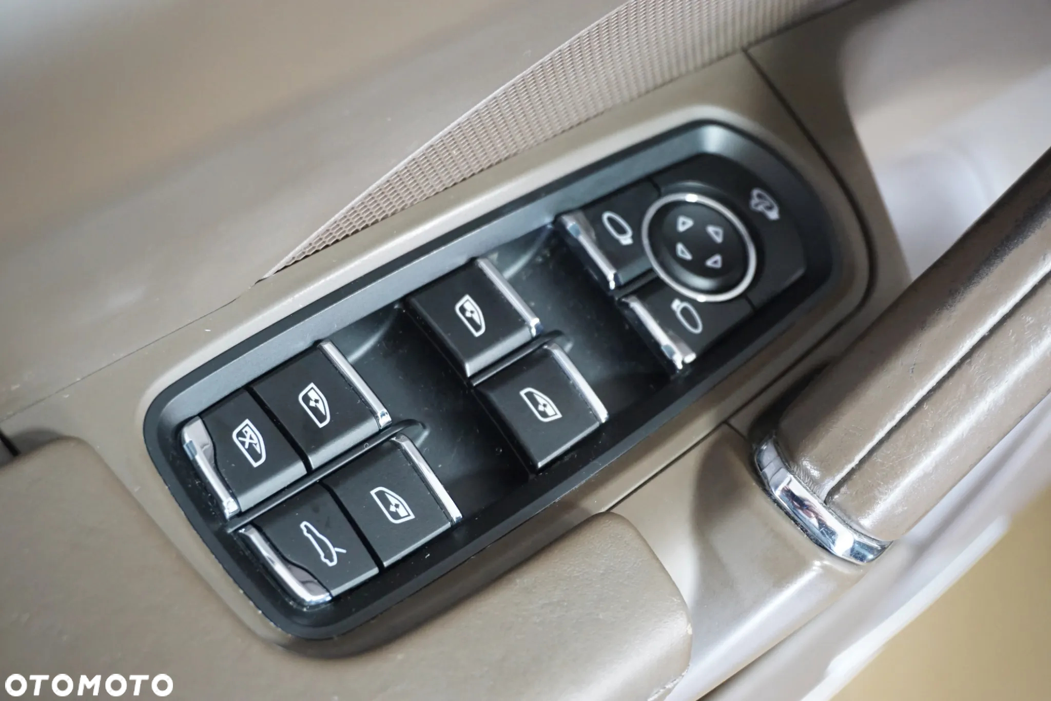 Porsche Cayenne Diesel Platinum Edition - 25