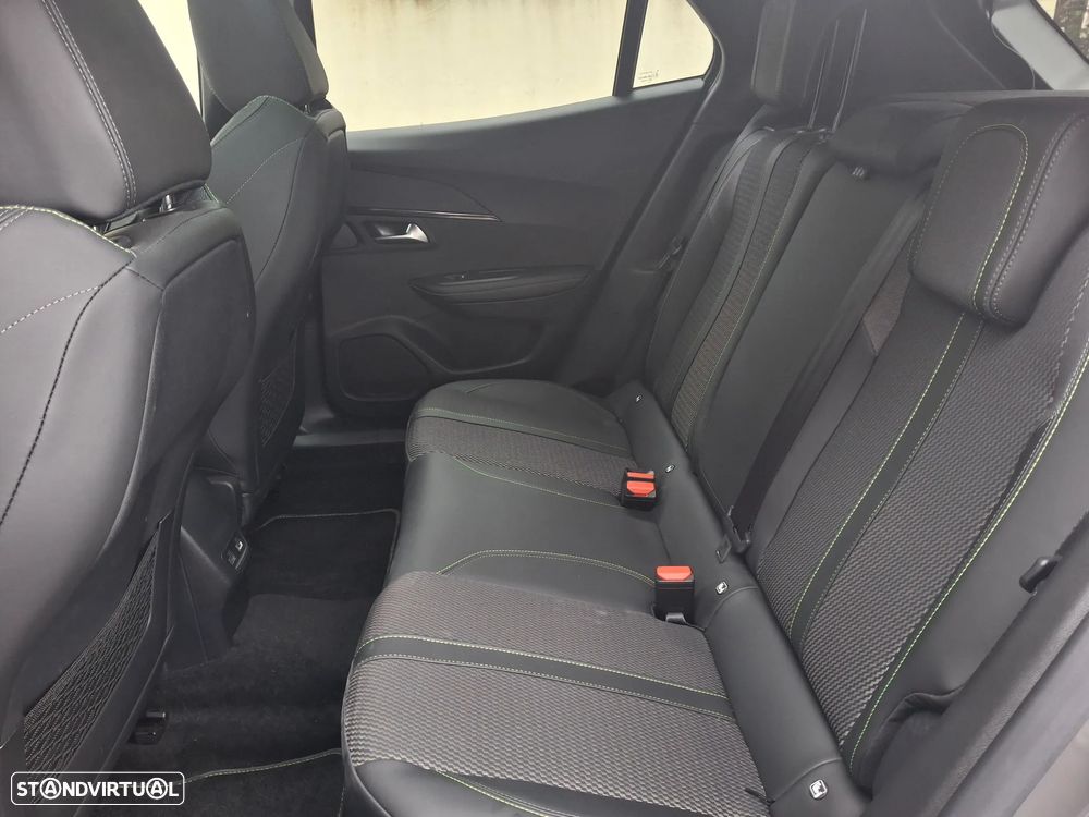 Peugeot 2008 1.2 PureTech GT Line EAT8 - 21