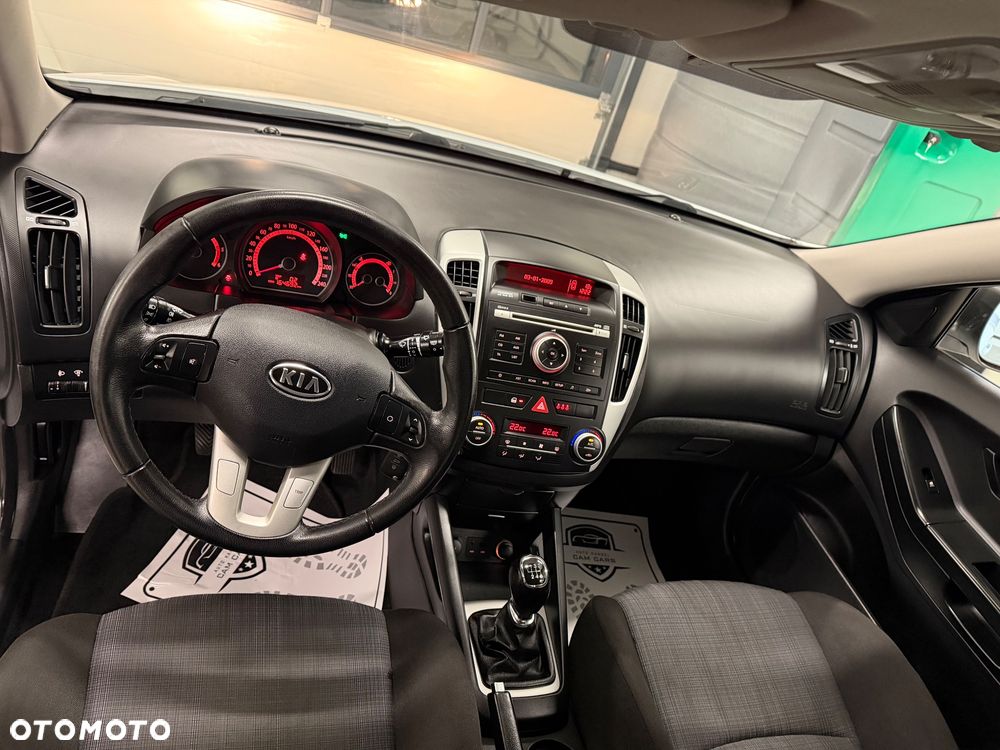 Kia Ceed 1.6 Crdi Comfort + - 12