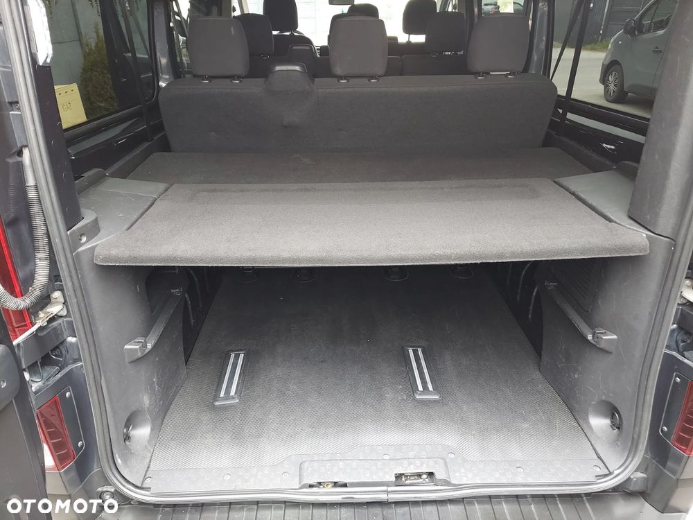 Renault Trafic - 14