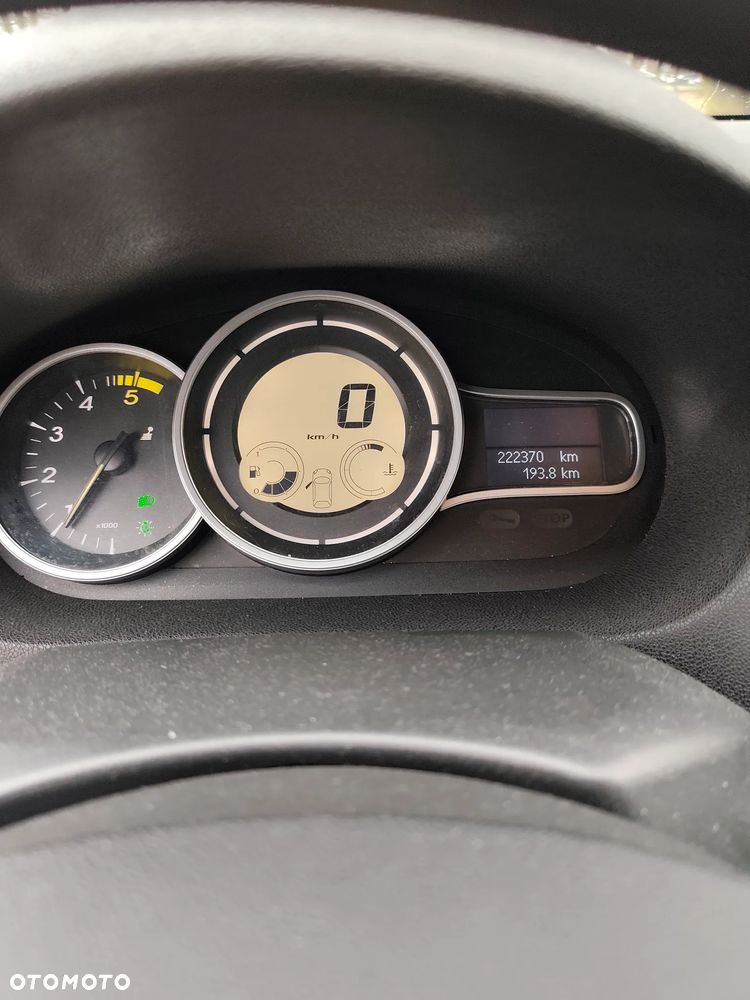 Renault Megane - 8