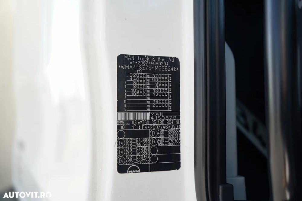 MAN TGS 35.480 / 8x4 / HDS HIAB 288 EP-5, rază de acțiune: 12,7 m / platformă laterală - 7,4 m / capacitate de ridicare: 9400 kg / EURO 6 / RADIOCOMANDĂ - 35