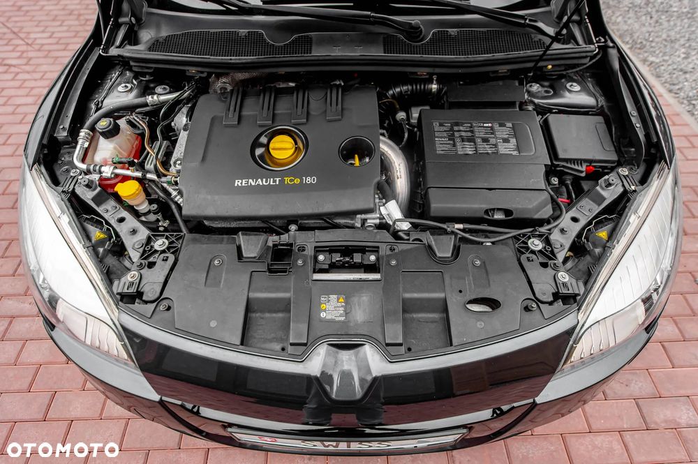 Renault Megane TCe 180 GT - 15