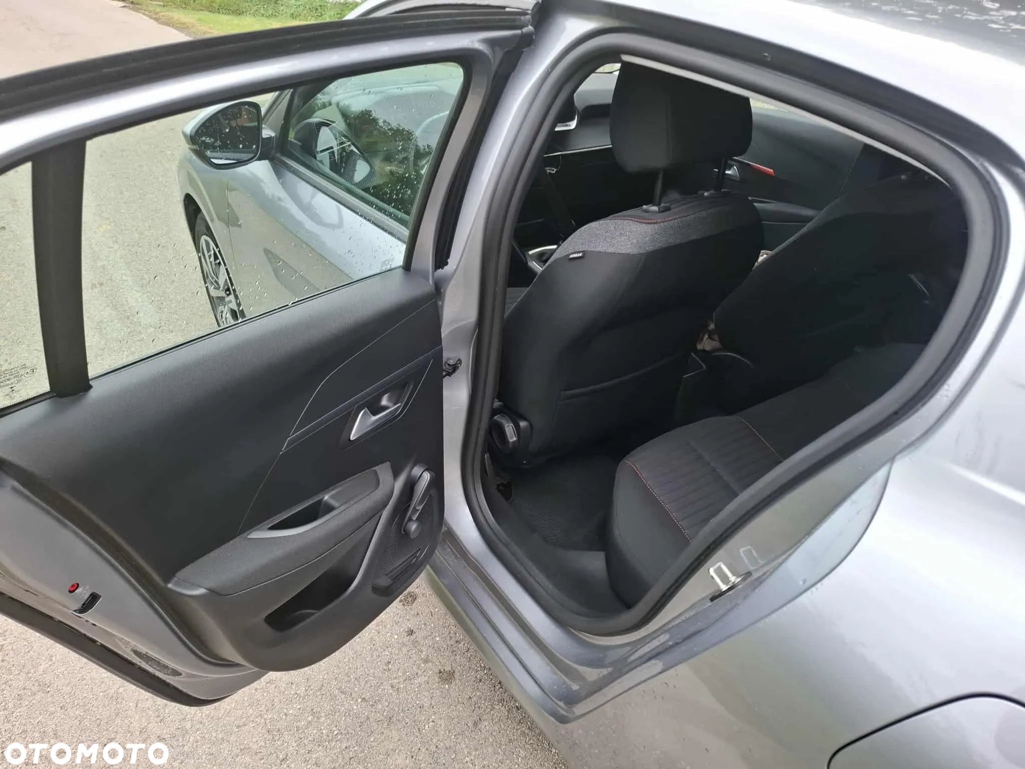 Peugeot 208 PureTech 75 Allure - 19
