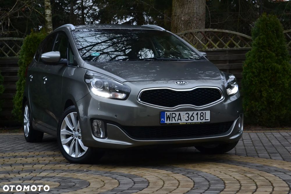 Kia Carens 1.7 CRDi Business Line 7os 7DCT - 4