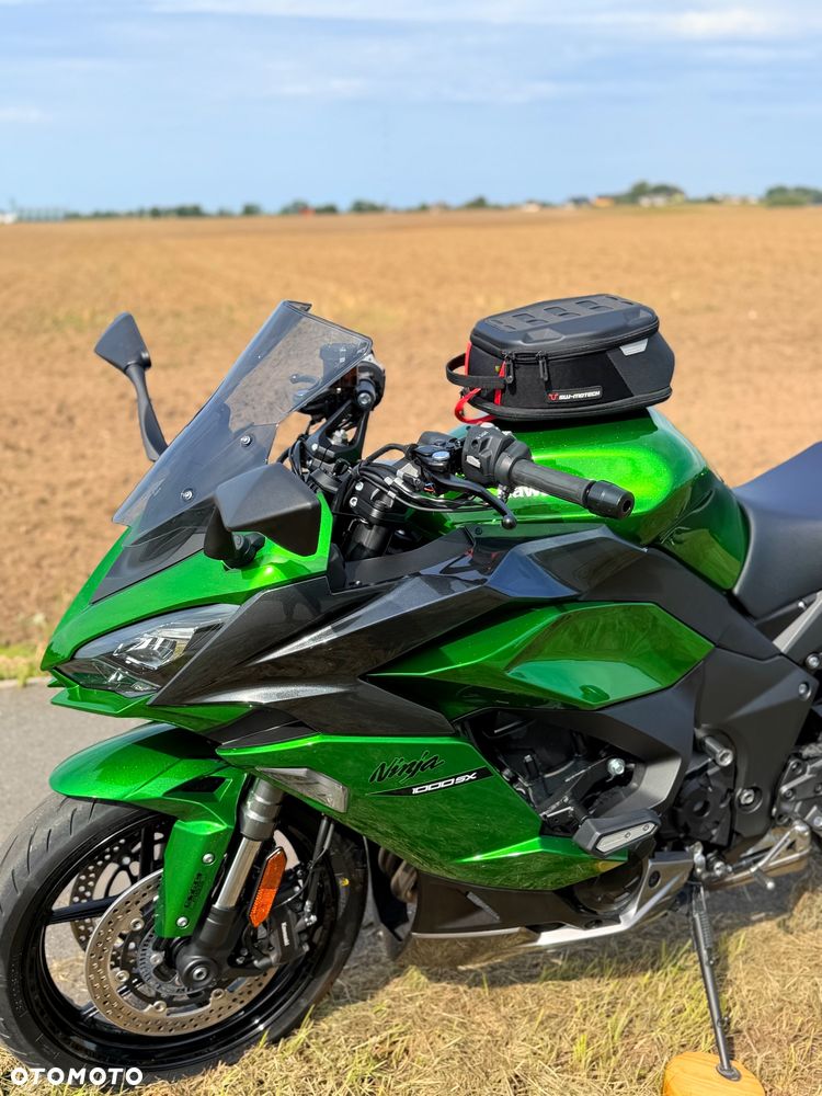 Kawasaki Ninja 1000 SX - 22