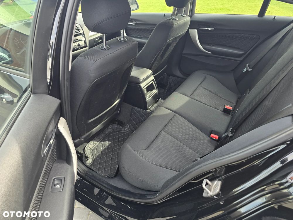 BMW Seria 1 116i Edition Metropolitan - 8