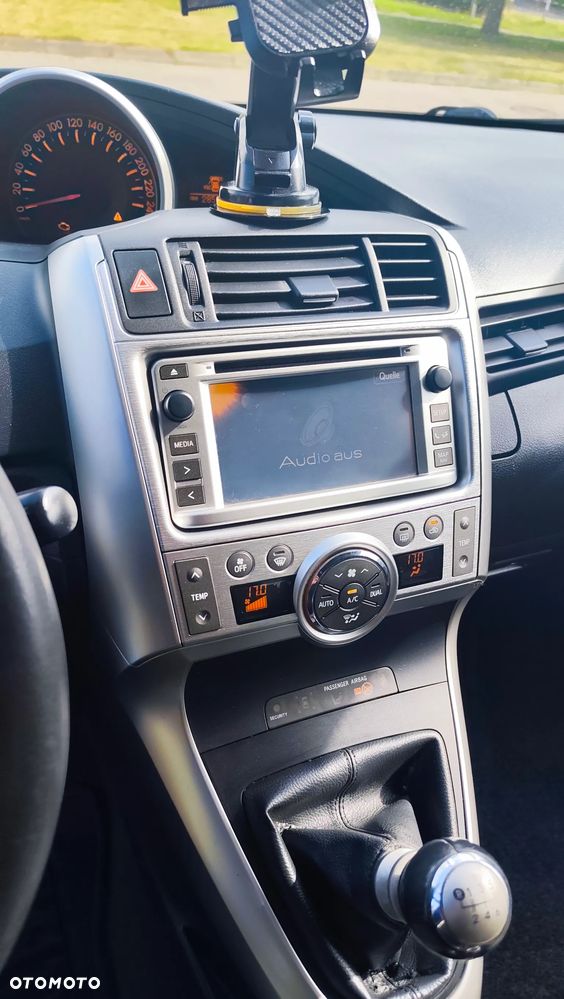Toyota Verso 2.0 D-4D Executive - 7