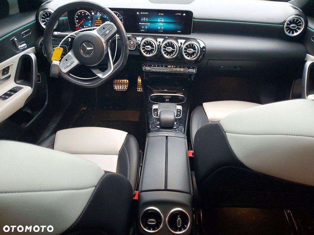 Mercedes-Benz Klasa A 220 4Matic 8G-DCT Special Edition - 7