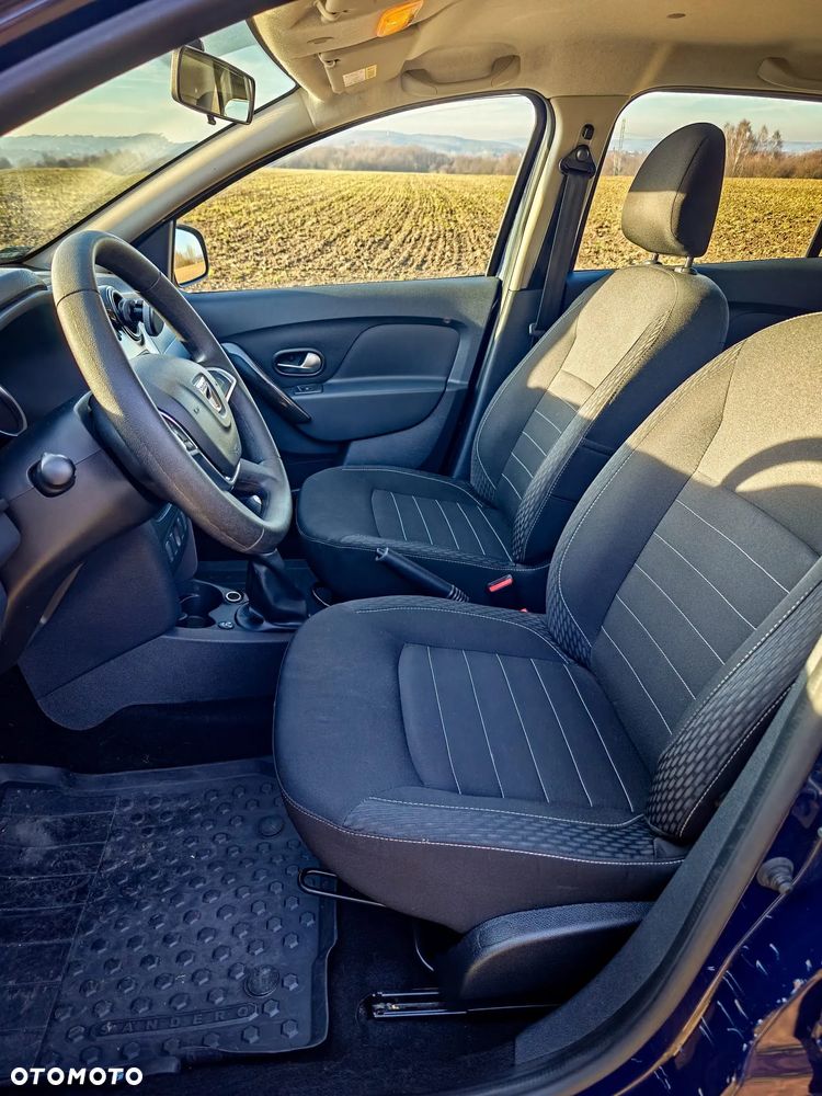 Dacia Sandero - 8