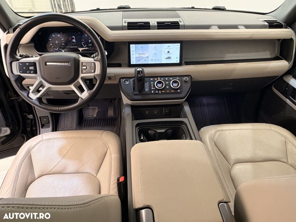 Land Rover Defender - 7