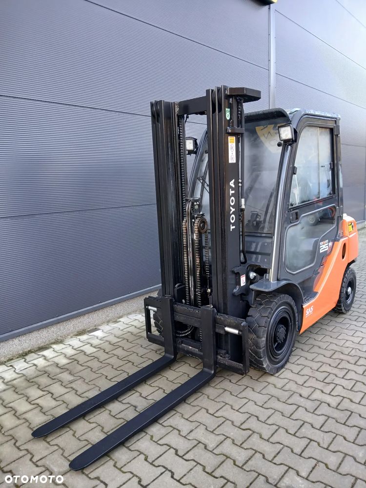 Toyota 02-8FGF25 - 4