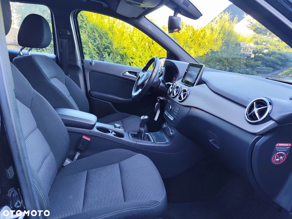 Mercedes-Benz Klasa B 180 BlueEFFICIENCY Edition Style - 7