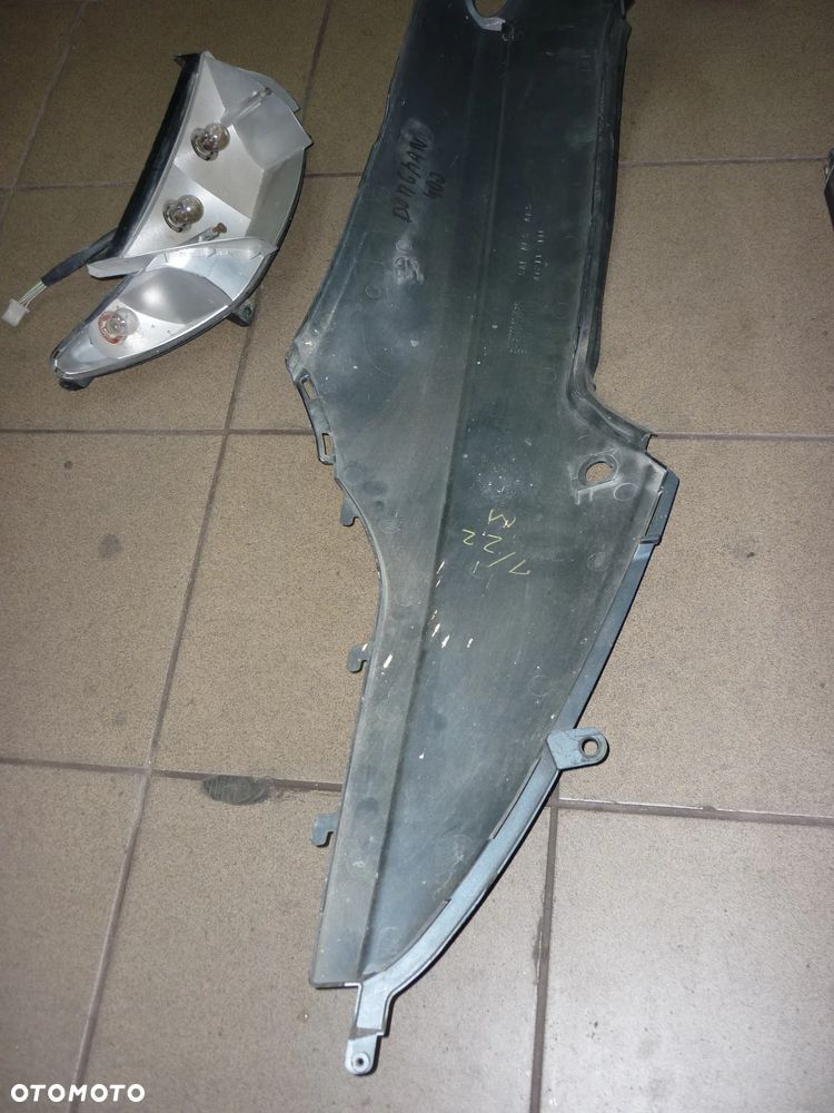 Bok owiewka Suzuki Burgman 400 1999-2002 - 8