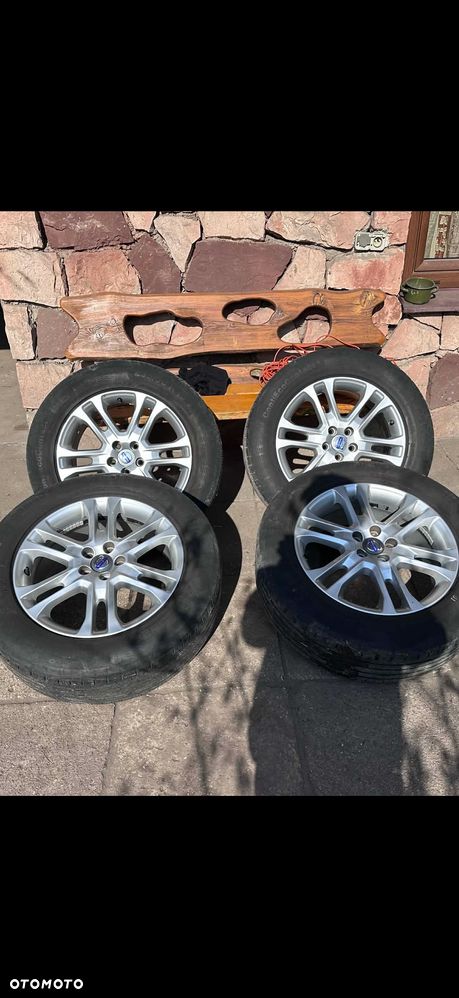 Volvo XC 60 D4 Momentum - 24