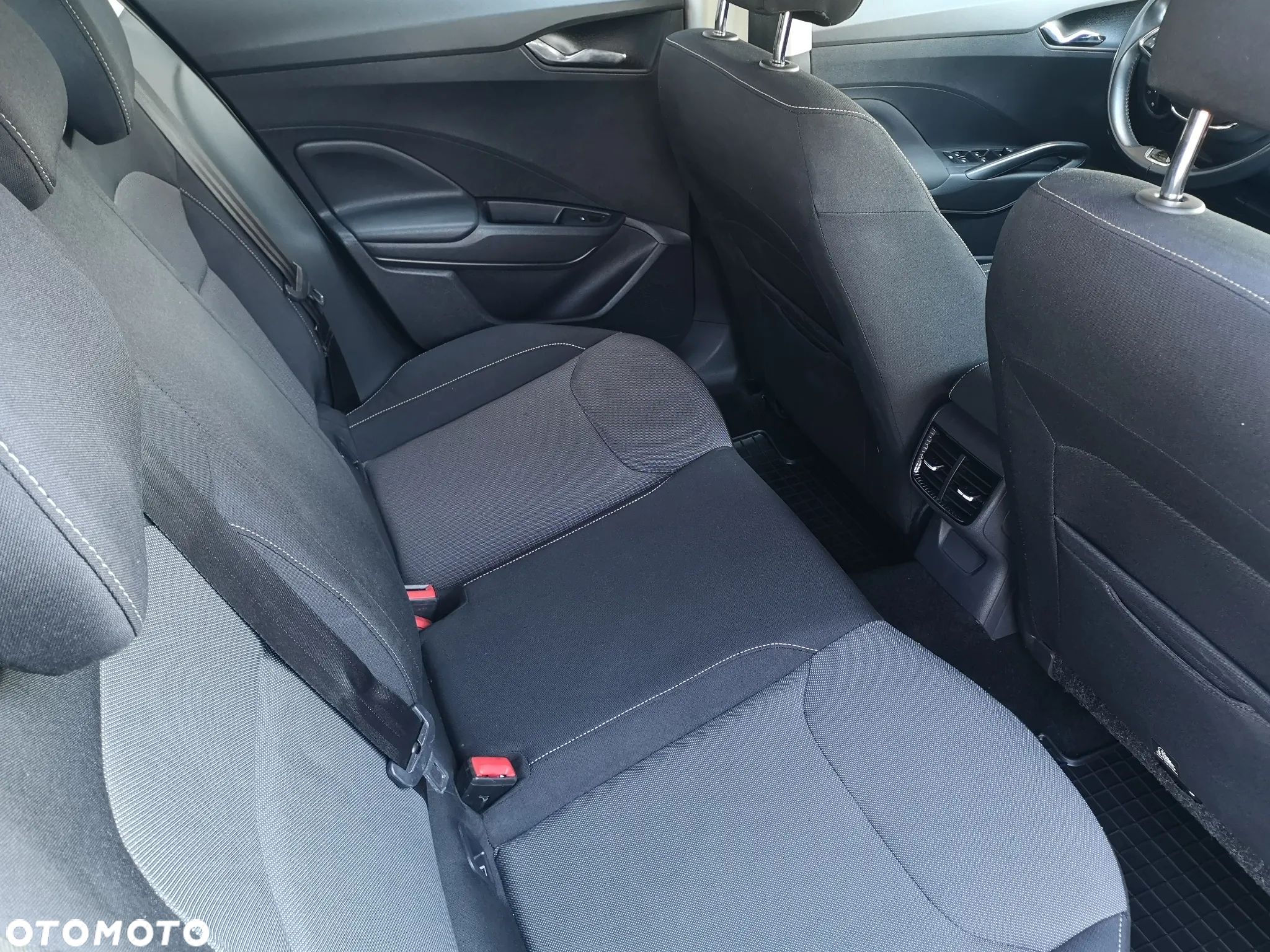 Skoda Fabia 1.0 TSI Style DSG - 21