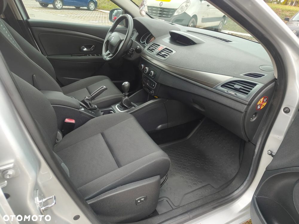 Renault Megane 2010 photo 5
