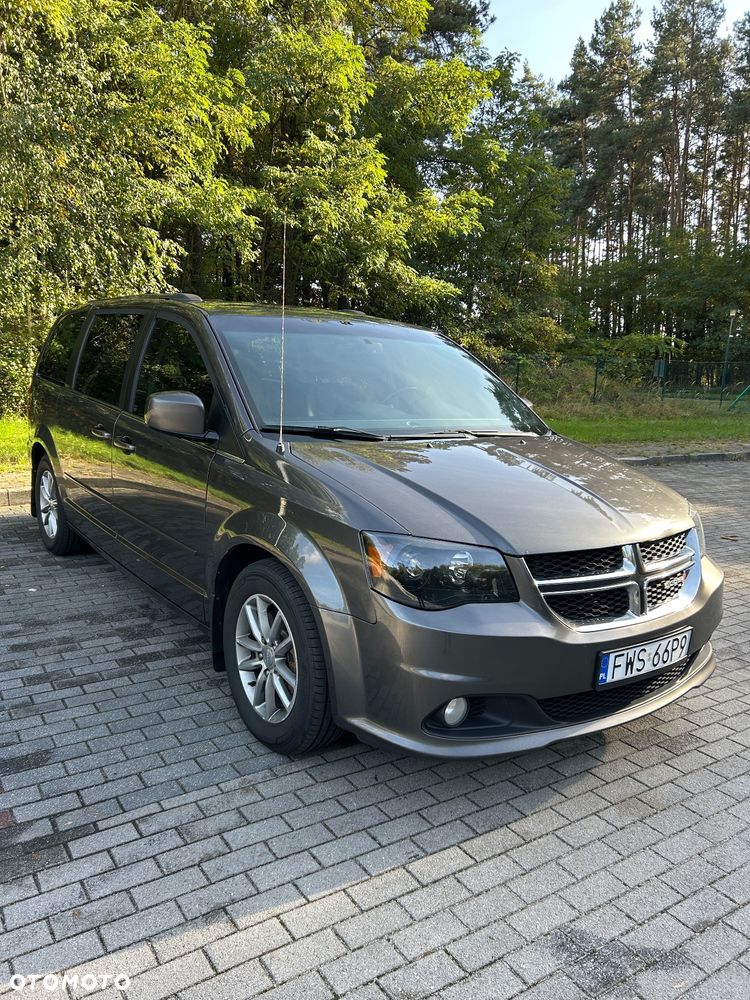 Dodge Grand Caravan 3.6 R/T - 1