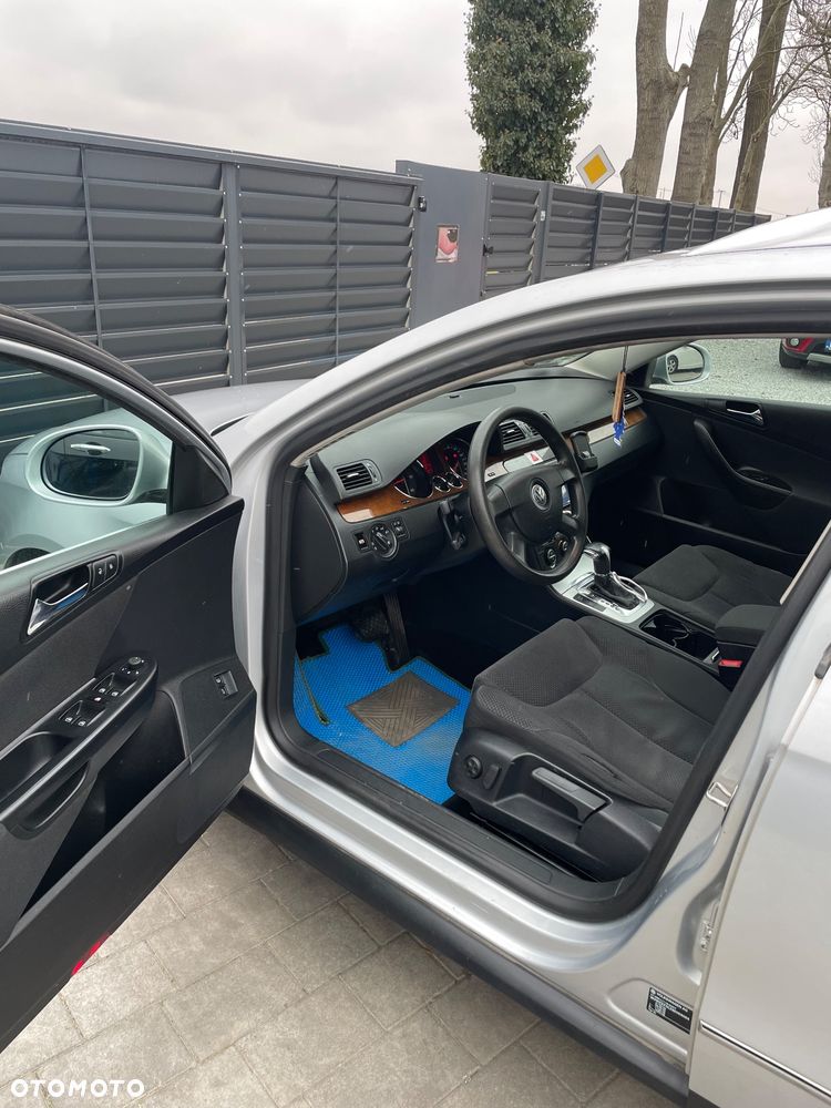 Volkswagen Passat 2.0 TDI Highline DSG - 15