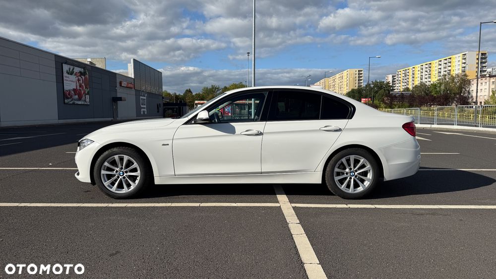 BMW 3 Series 2016 photo 5