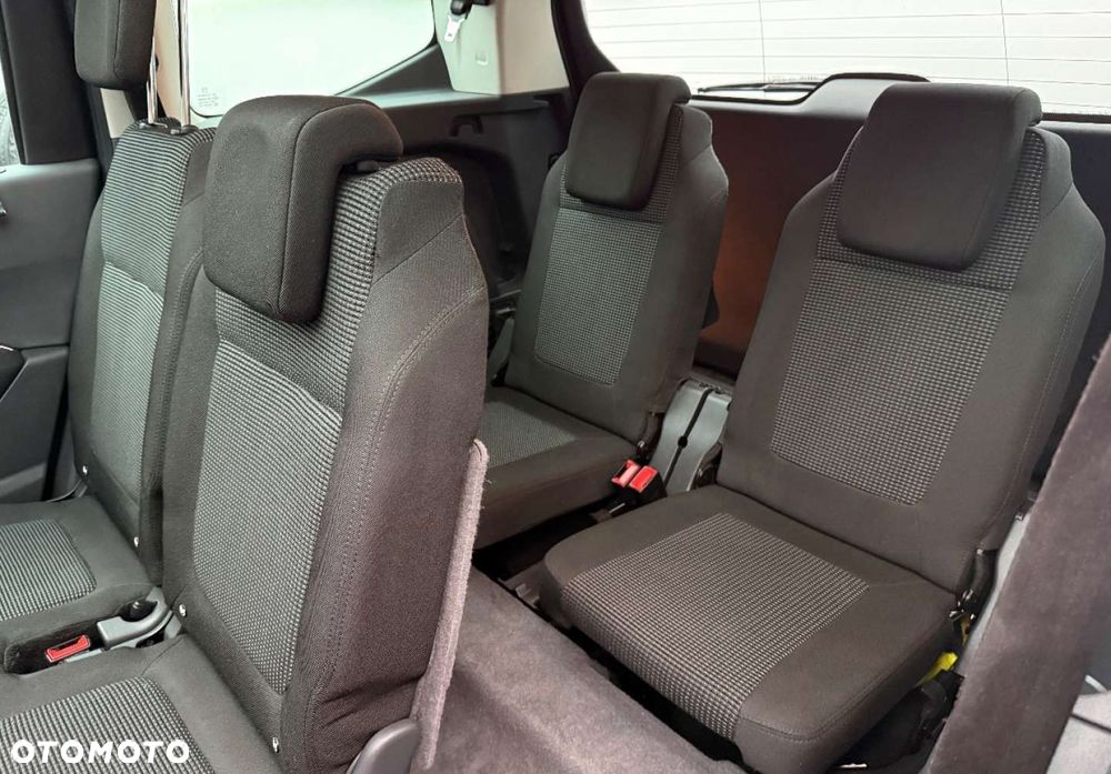 Peugeot 5008 2.0 HDi Active 7os - 26