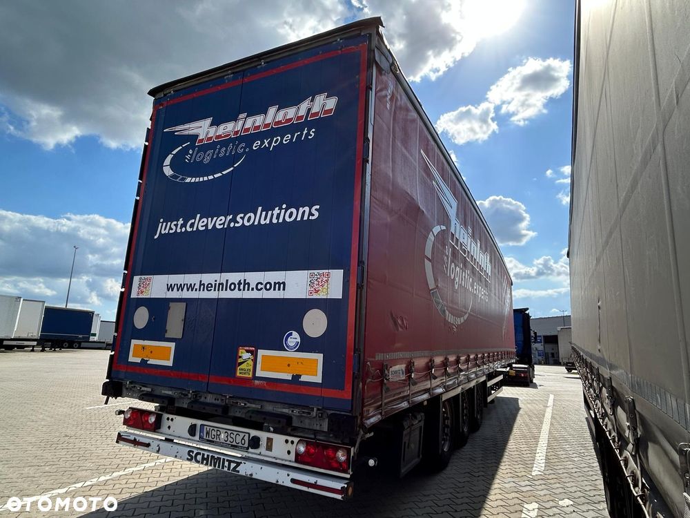 Schmitz Cargobull SCS Mega Varios; dach podnoszony; koła 385/55 R22,5 - 10