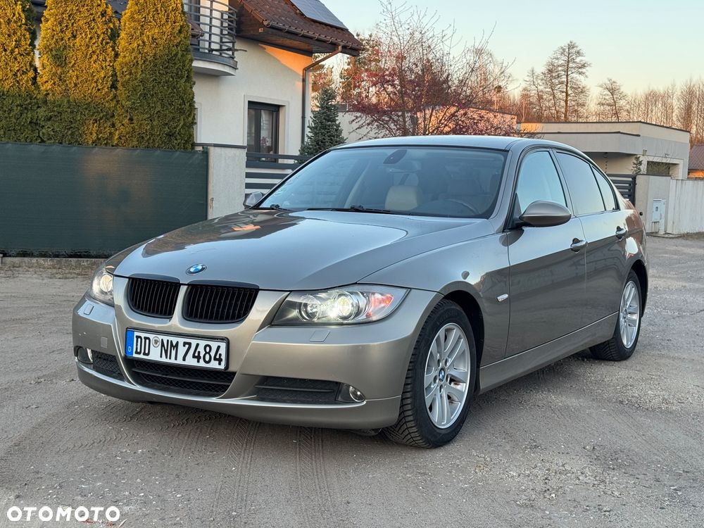 BMW Seria 3 320i Edition Exclusive - 2