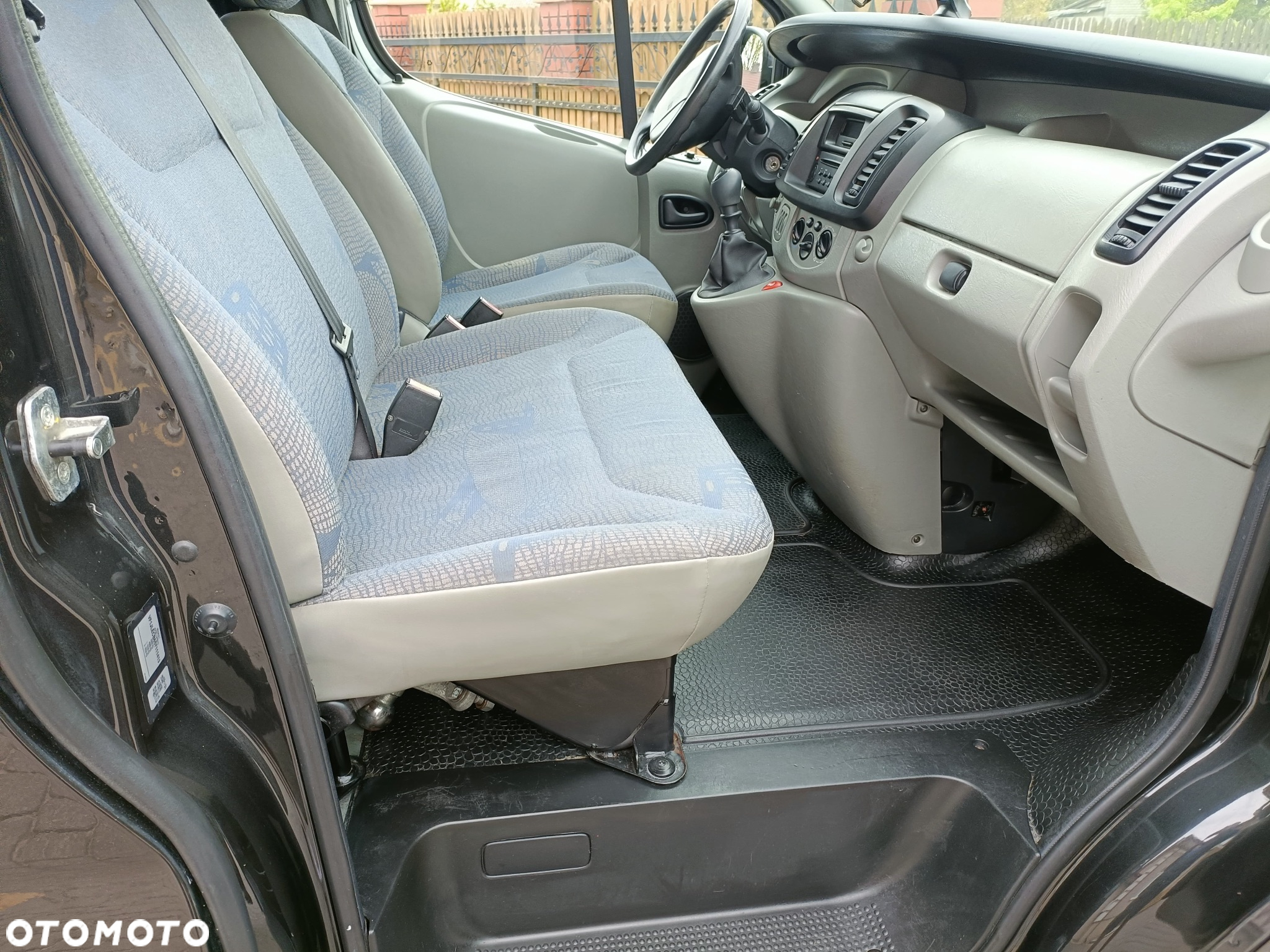 Renault TRAFIC - 7
