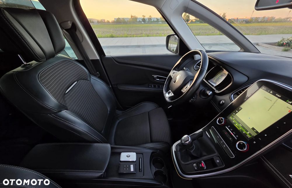 Renault Scenic 1.2 TCe Energy Bose EU6 - 11