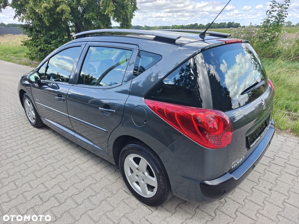 Peugeot 207 - 9