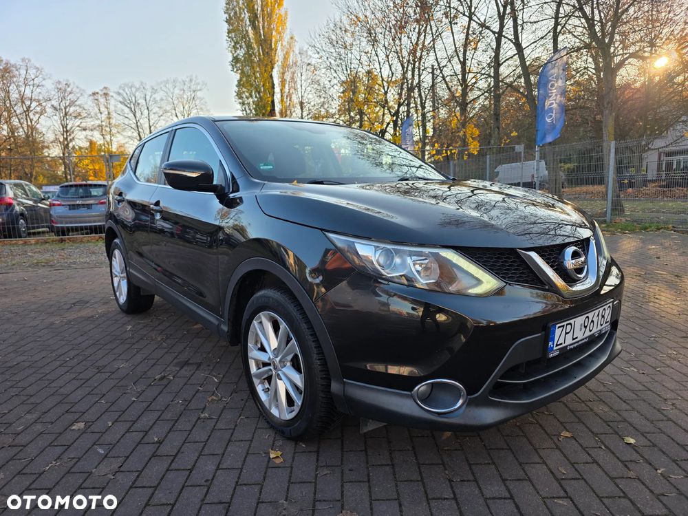 Nissan Qashqai 1.2 DIG-T N-Vision - 27