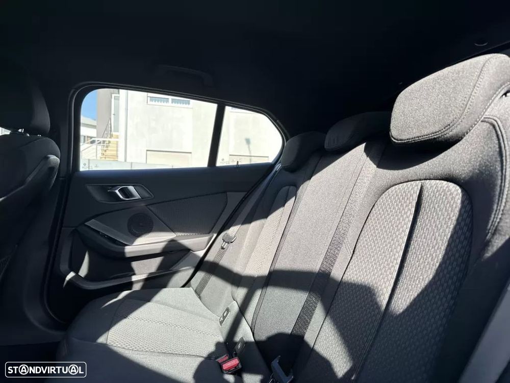 BMW 116 d Aut. Luxury Line - 11