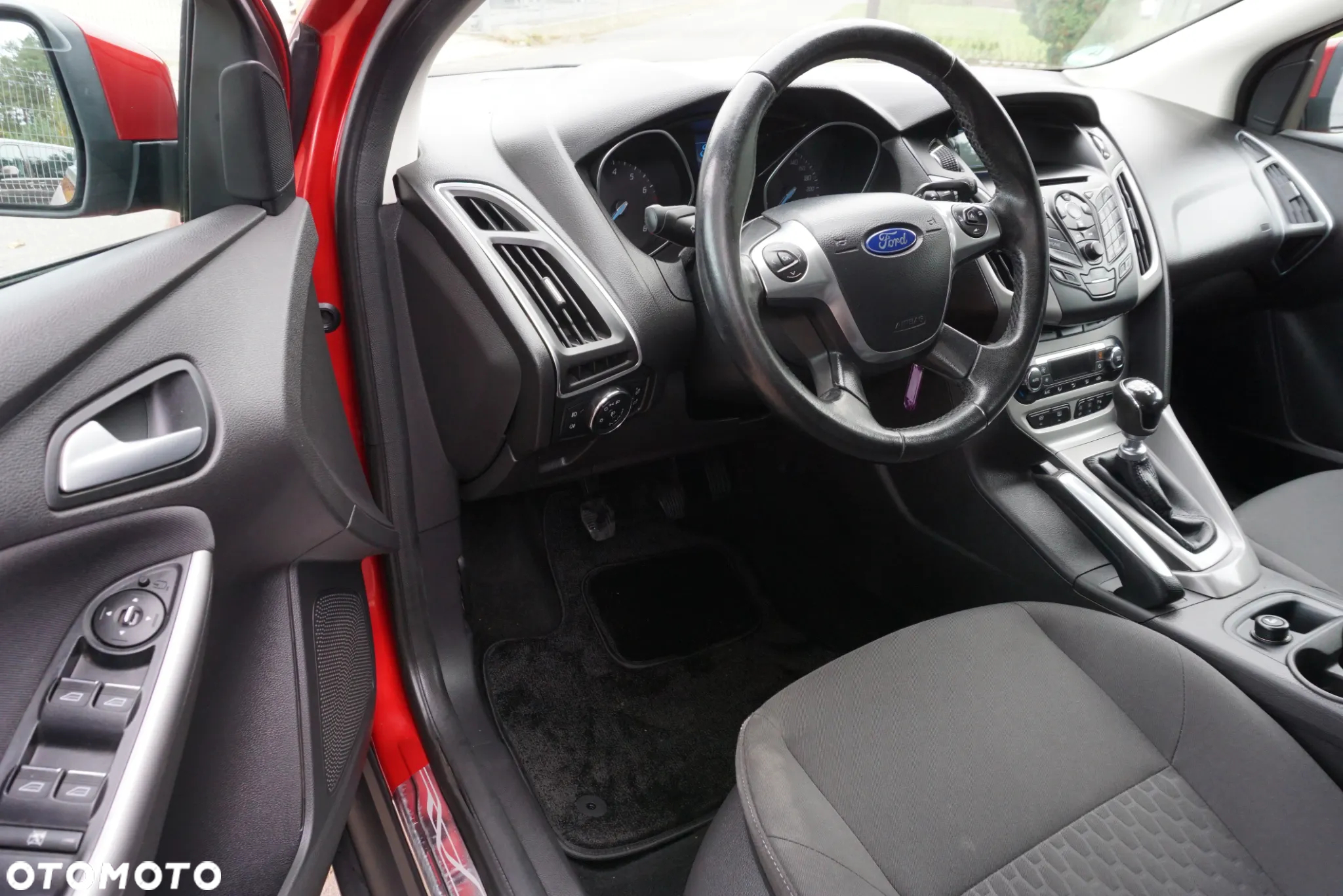 Ford Focus Turnier 1.6 EcoBoost Start-Stopp-System Champions Edition - 7