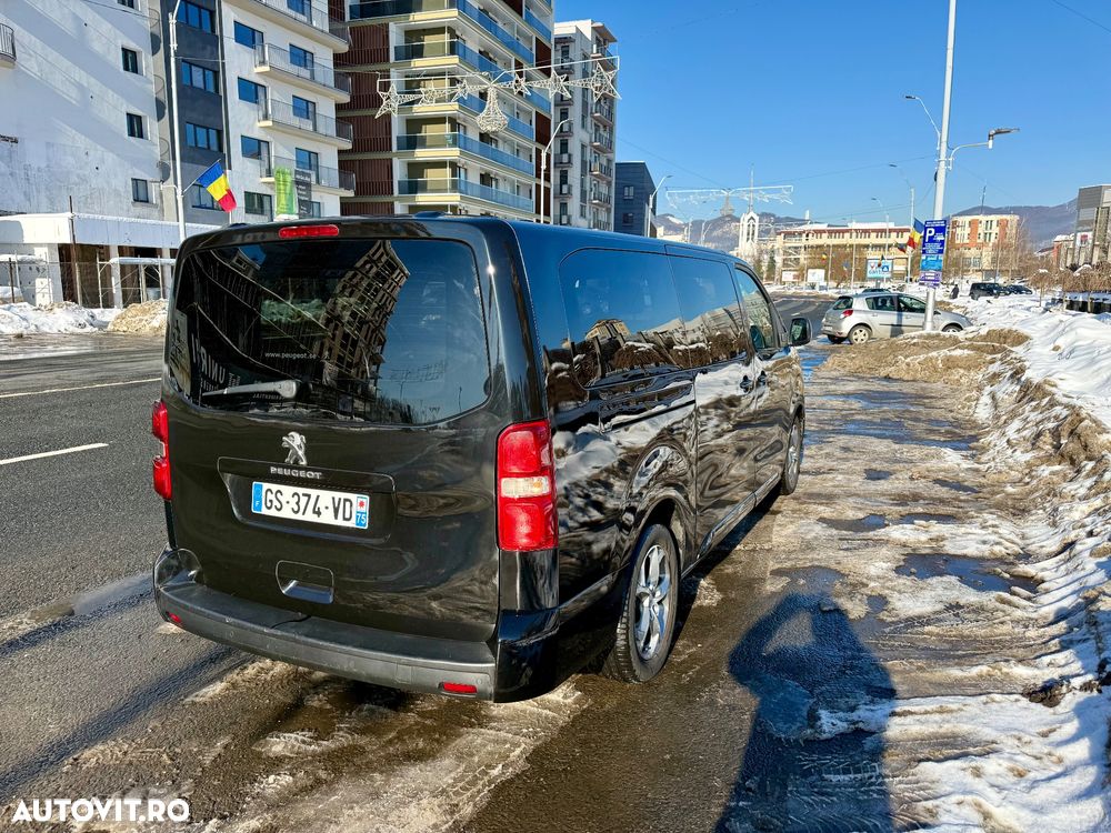 Peugeot Traveller L2 2.0 EAT8 Business VIP - 4