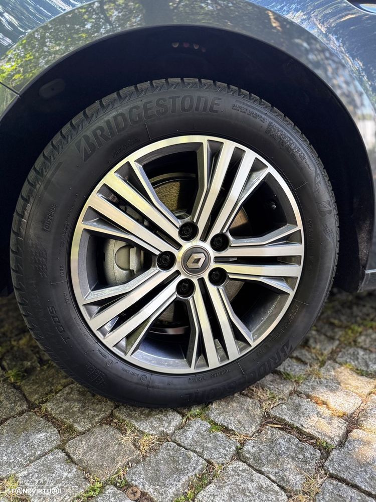 Renault Mégane Sport Tourer - 32
