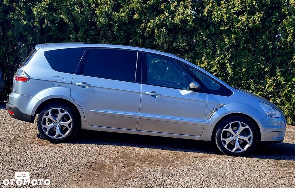 Ford S-Max - 19