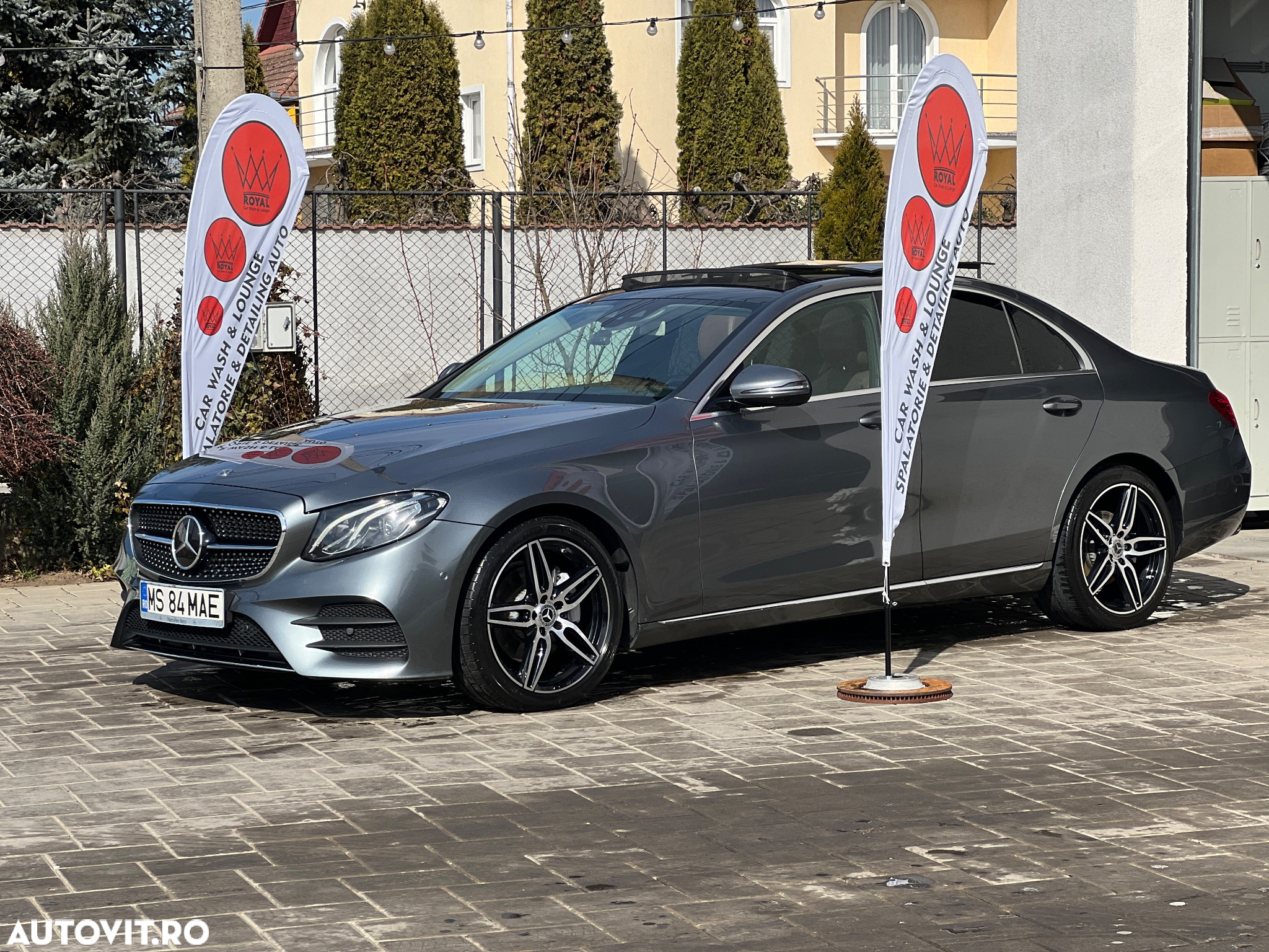 Mercedes-Benz E 220 d 4Matic 9G-TRONIC AMG Line - 5