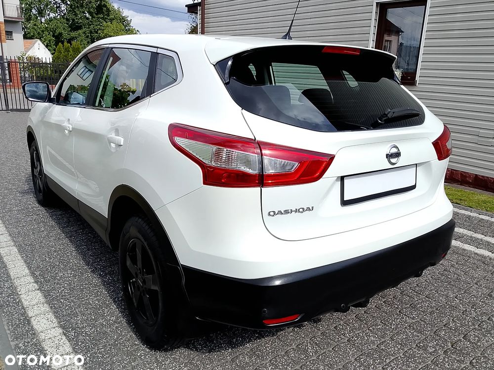 Nissan Qashqai 1.2 DIG-T Tekna EU6 - 4