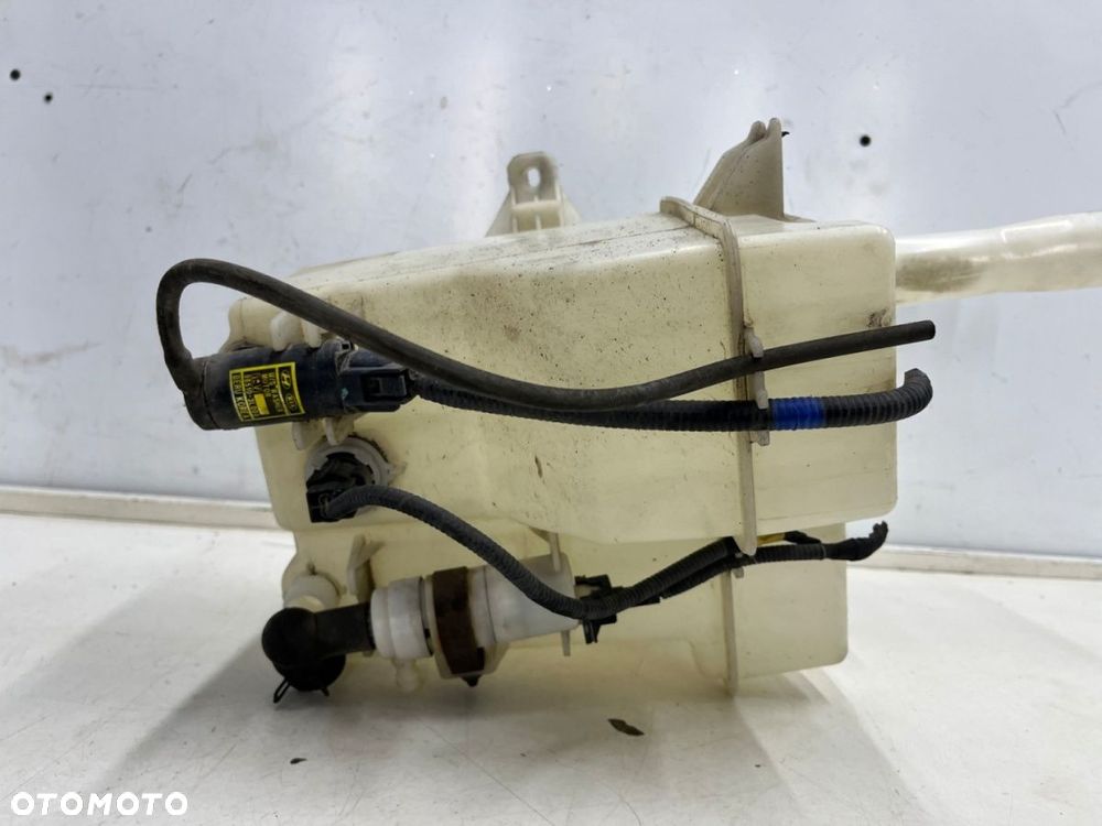 Zbiorniczek spryskiwaczy Hyundai Grandeur IV 05-11r. dwie pompki na KSENON XENON 98610-3l200 - 3