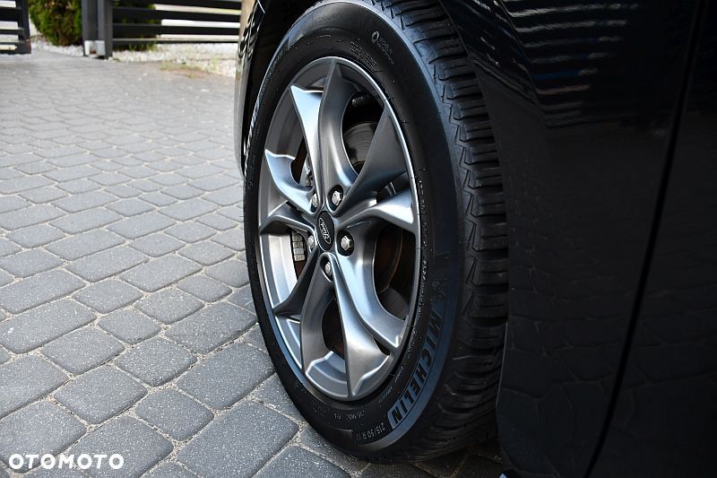 Ford Focus 1.5 EcoBlue Start-Stopp-System ST-LINE X - 33