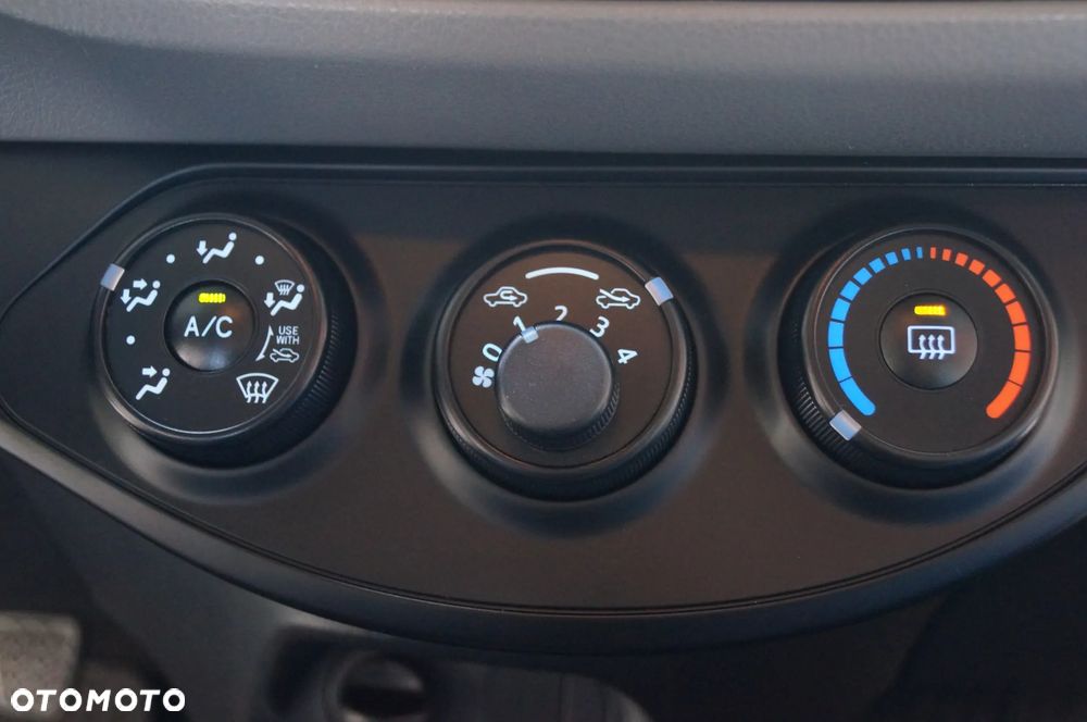 Toyota Yaris 1.0 Active - 33