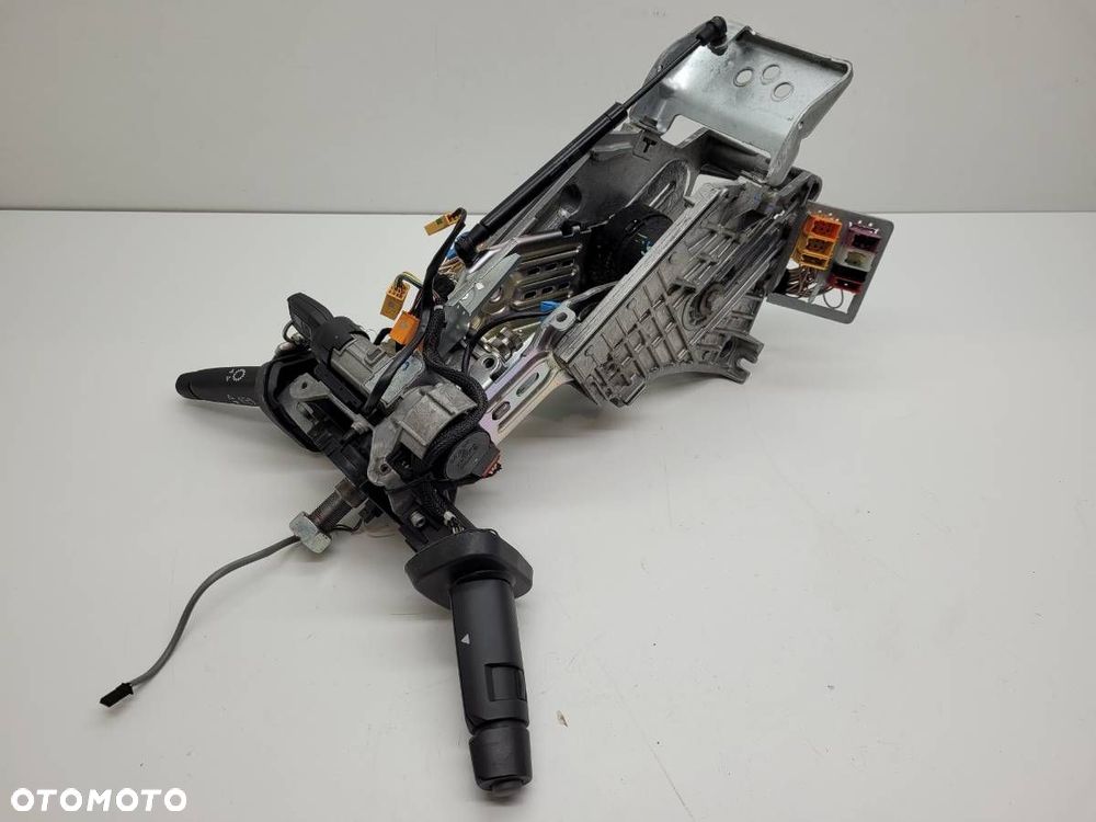 KOLUMNA KIEROWNICZA STACYJKA KLUCZYK TAŚMA MANETKI MAN TGX 81461136236 - 1