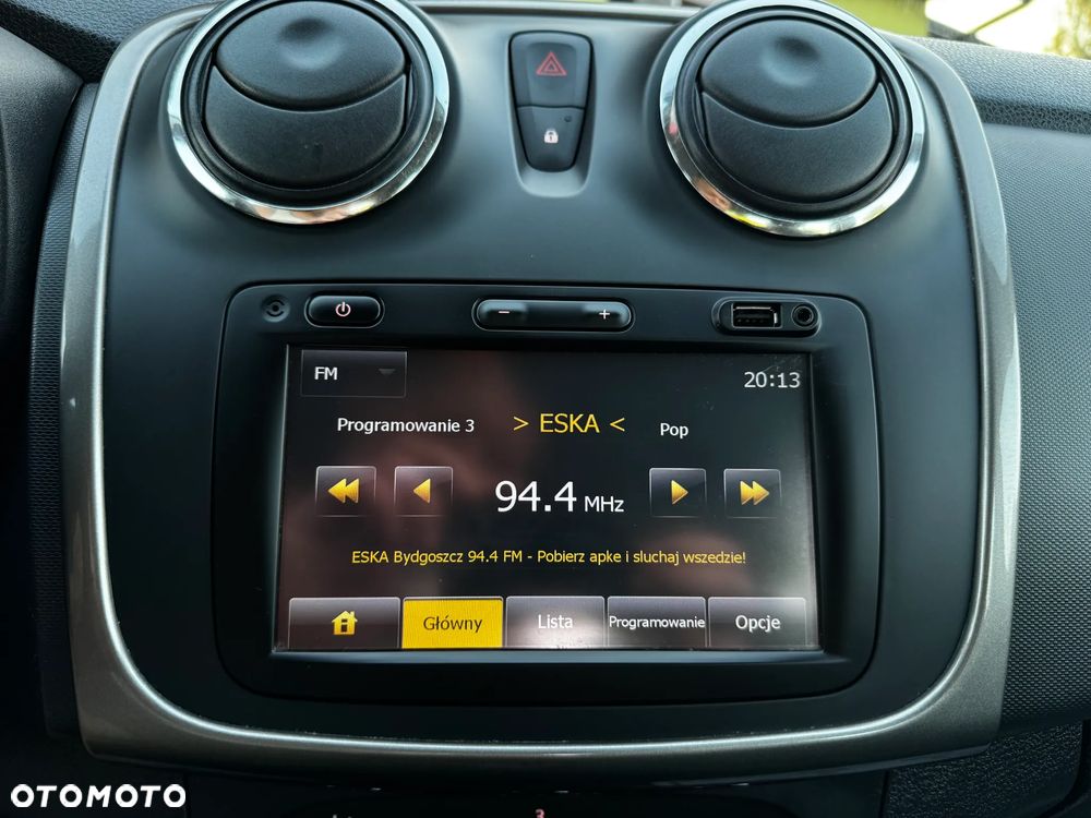 Dacia Sandero 1.2 16V 75 Laureate - 22