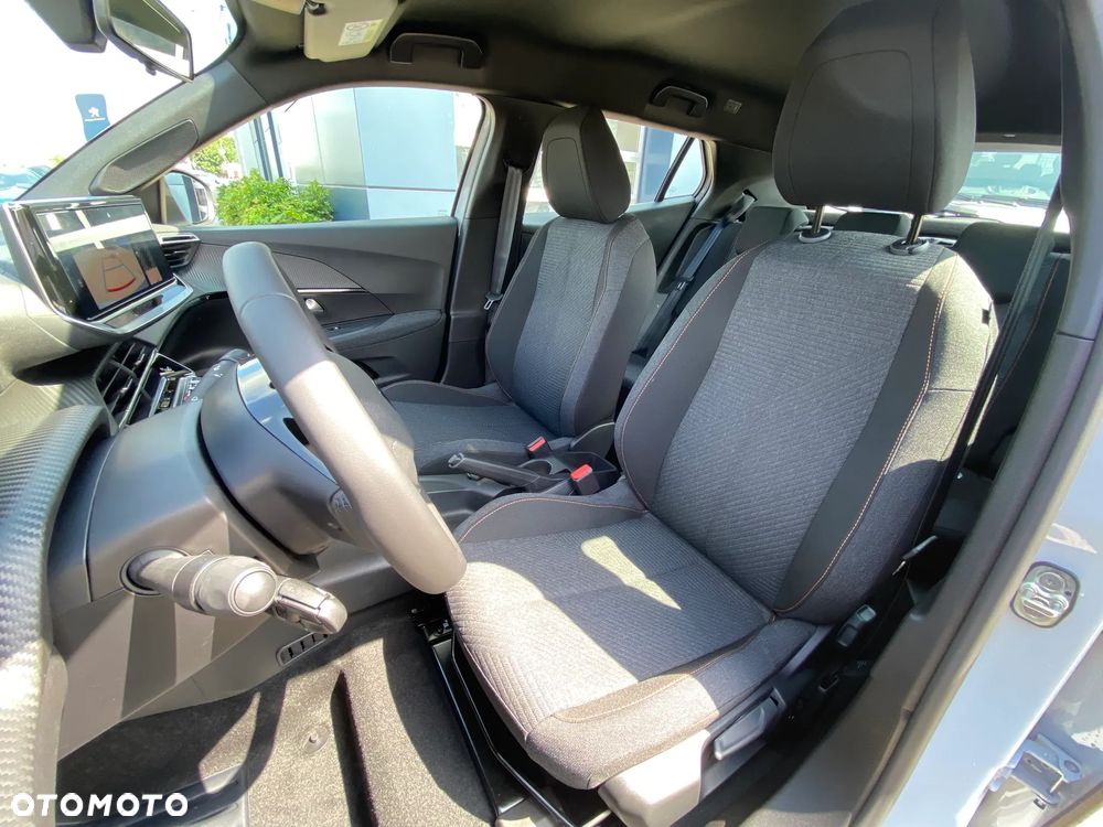 Peugeot 2008 PureTech mHEV Edition e-DCS6 - 8