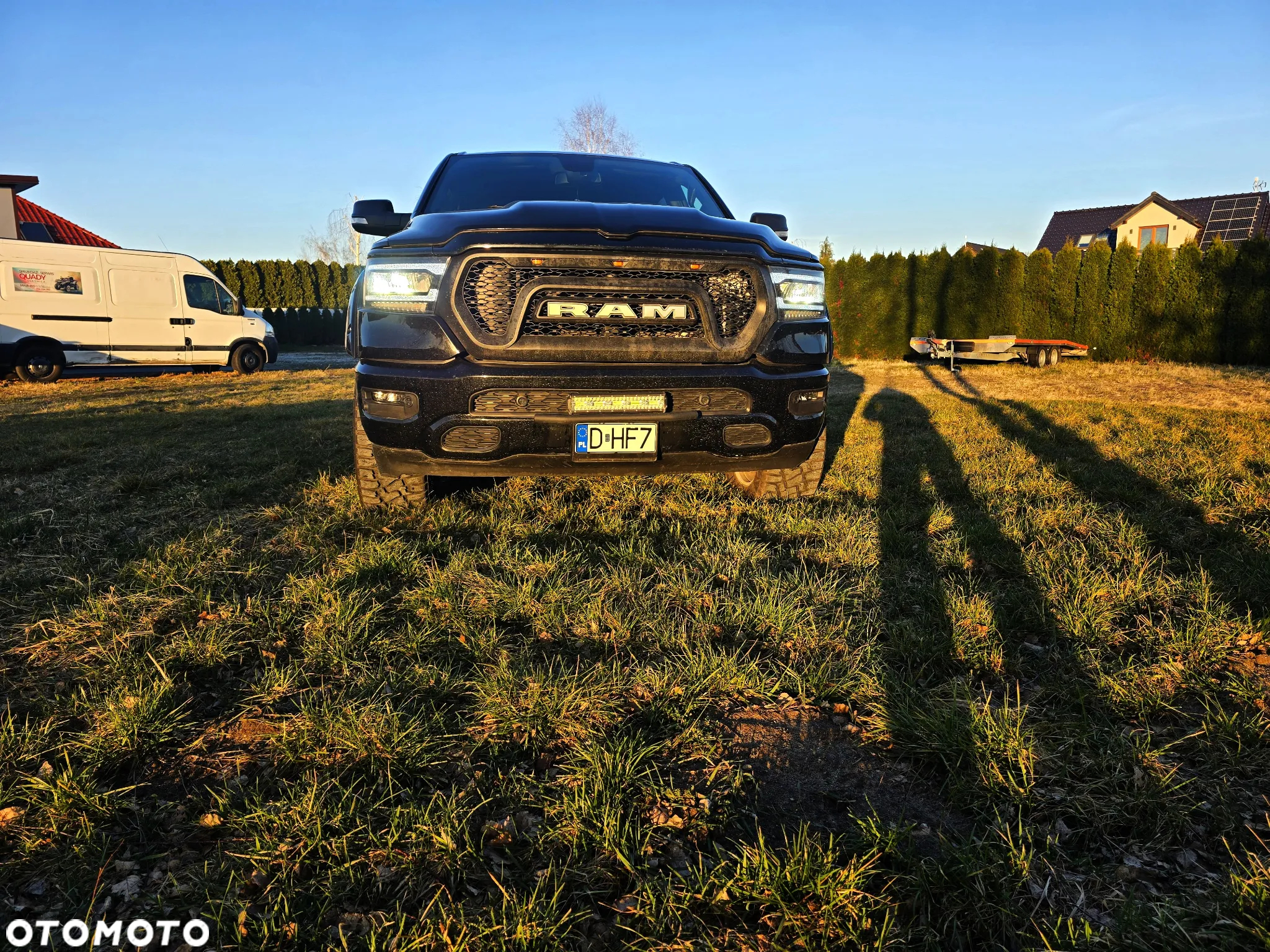 Dodge RAM 1500 5.7 4x4 - 5