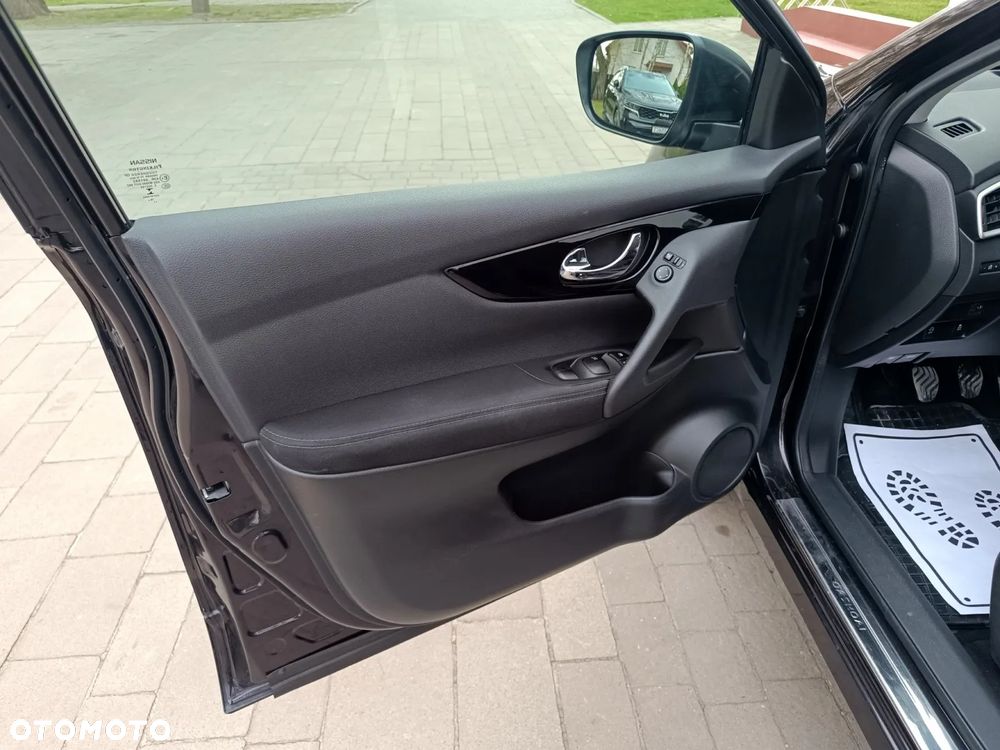 Nissan Qashqai 1.2 DIG-T Visia - 25