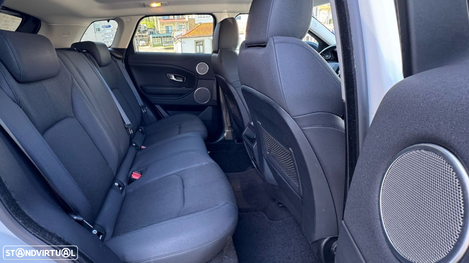 Land Rover Range Rover Evoque 2.0 D150 - 11
